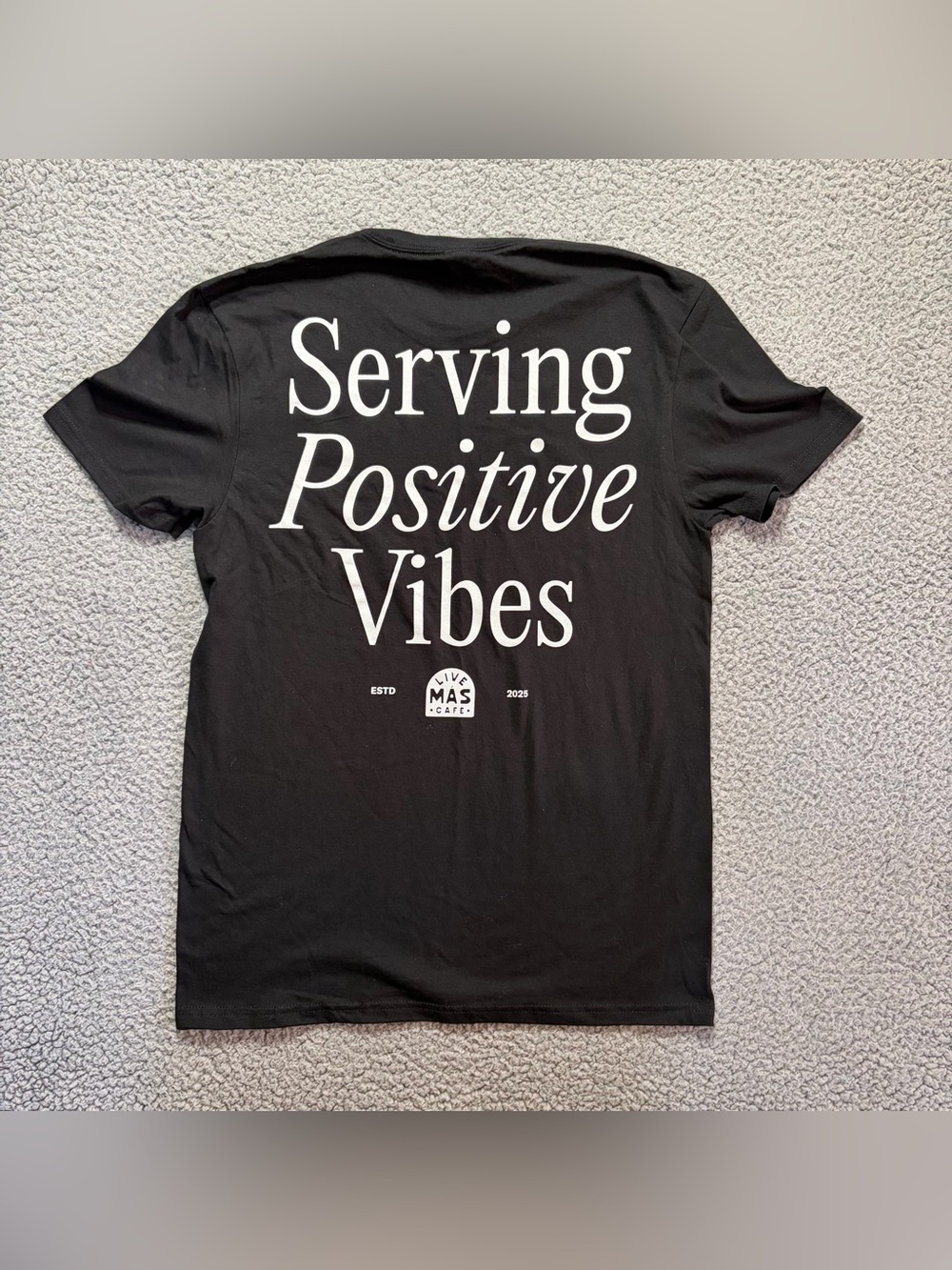 Taco Bell Live Mas Cafe "Serving Positive Vibes" Graphic T-Shirt Men's S NWOT